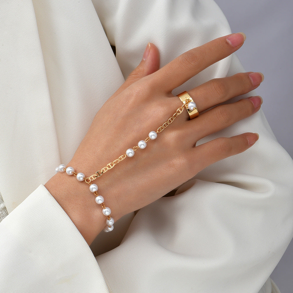 Bohemian Style Pearl Accent Chain Finger Bracelet Main image