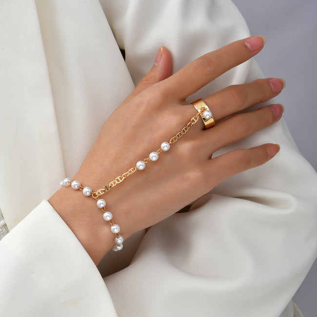 Bohemian Style Pearl Accent Chain Finger Bracelet Main image