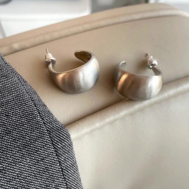 Brushed Matte Geometric Minimalist Stud Earrings Main image