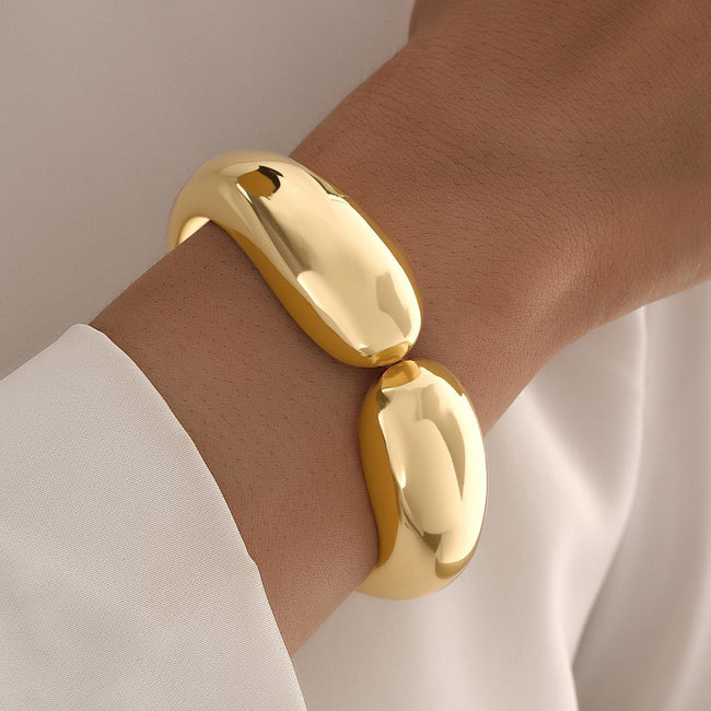 Polished Alloy Teardrop Coil Open Cuff Bracelet Main image