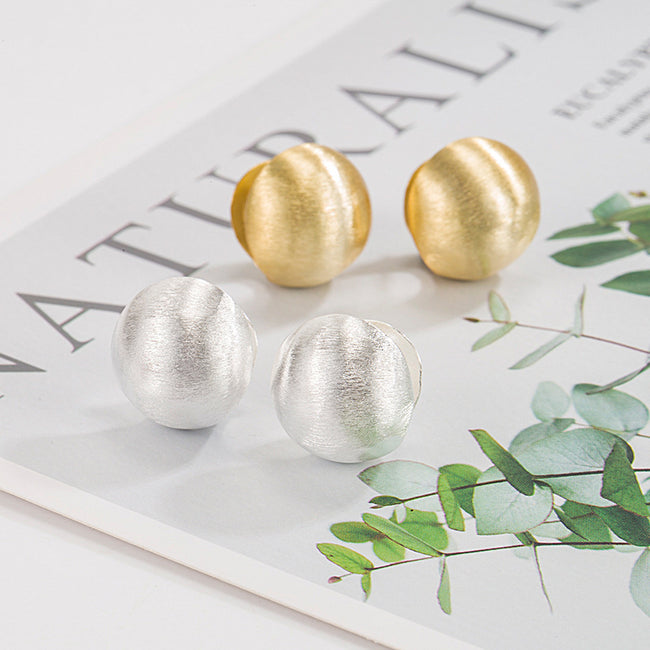 Minimalist Textured Ball Ear Cuff Earrings Main image