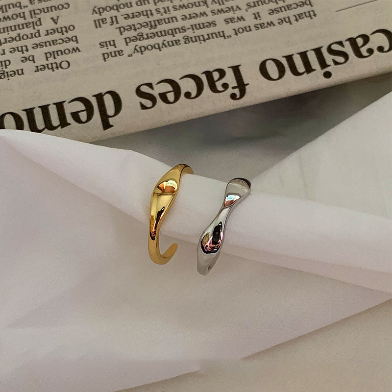 Wavy Irregular Open Band Index Finger Ring Secondary image