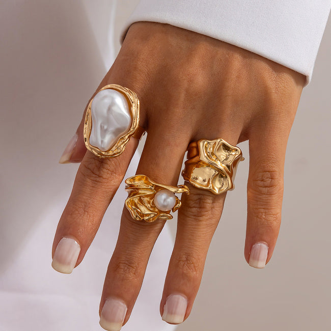 3-Piece Liquid Metal Baroque Pearl Hug Ring Set Main image