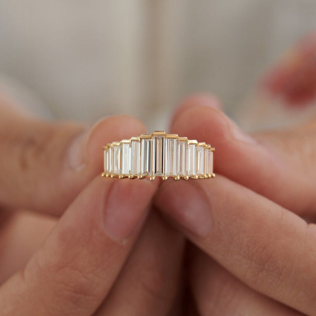 Crown Shape White Cut Zirconia Ring Main image