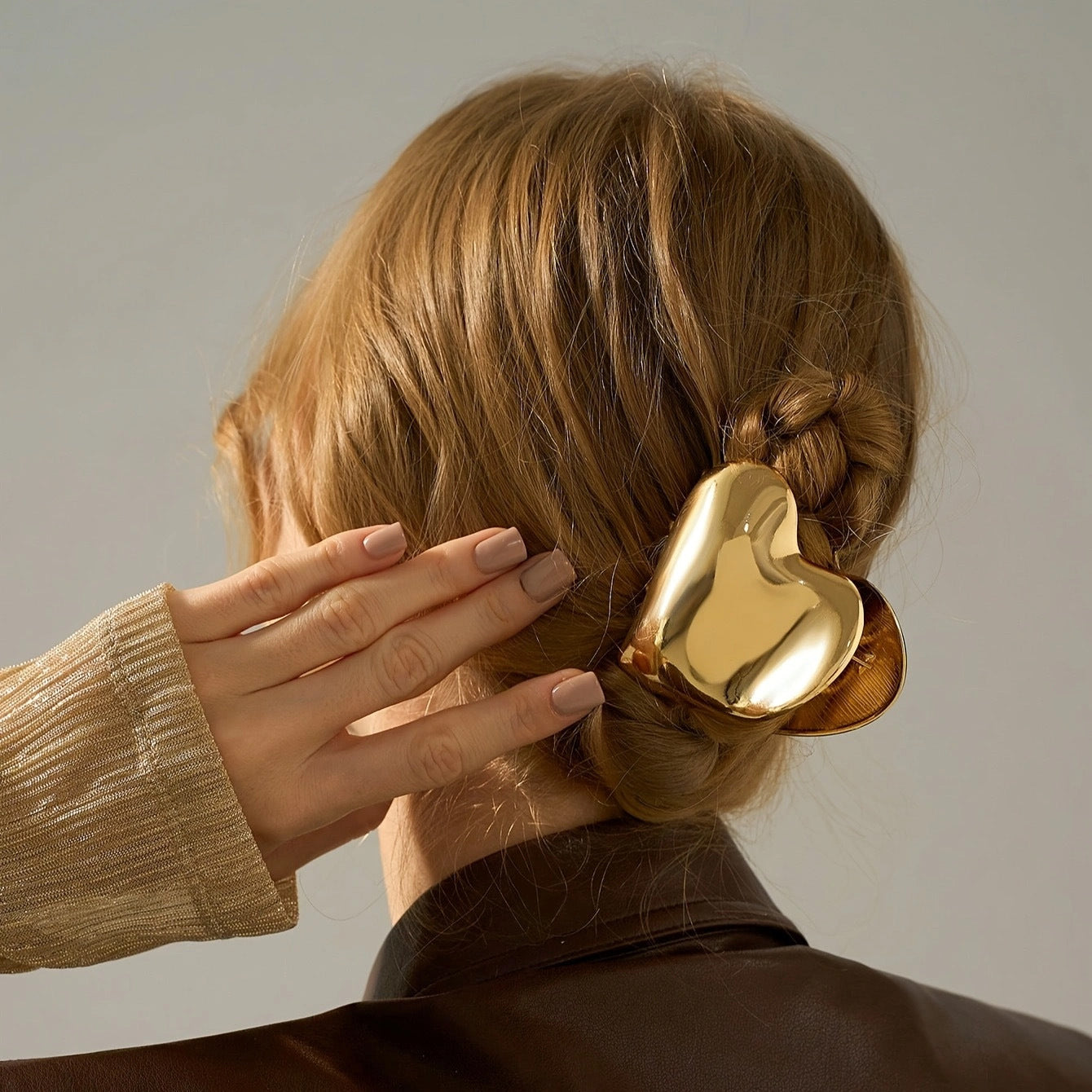Metal Heart Design Hair Claw Secondary image