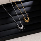 Vintage Style Gold Plated Sunflower Collar Necklace