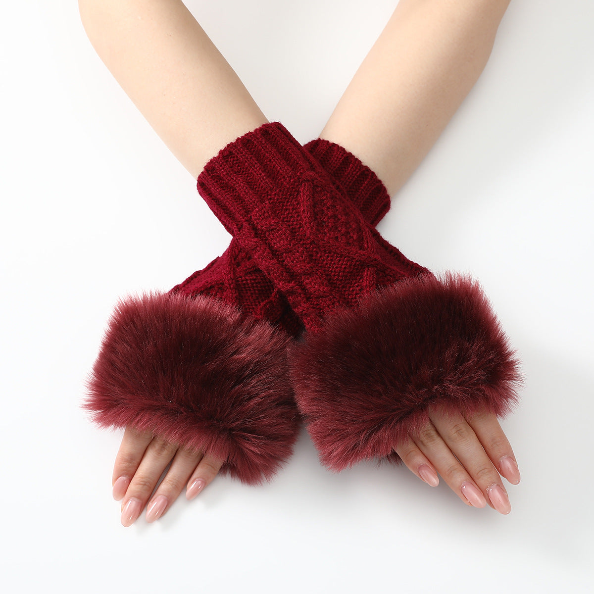 Faux Fur Knit Diamond Pattern Gloves Secondary image