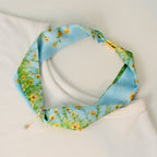 Pearl Magnetic Buckle Oil Painting Neck Scarf