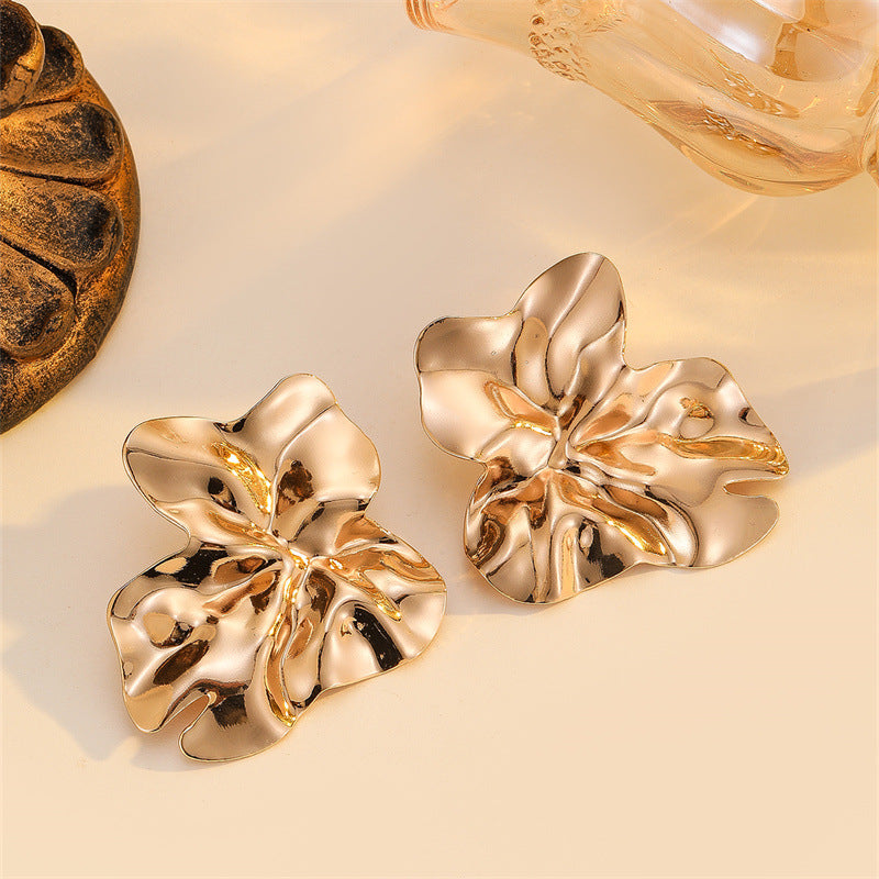 Textured Asymmetrical Geometric Earrings Secondary image