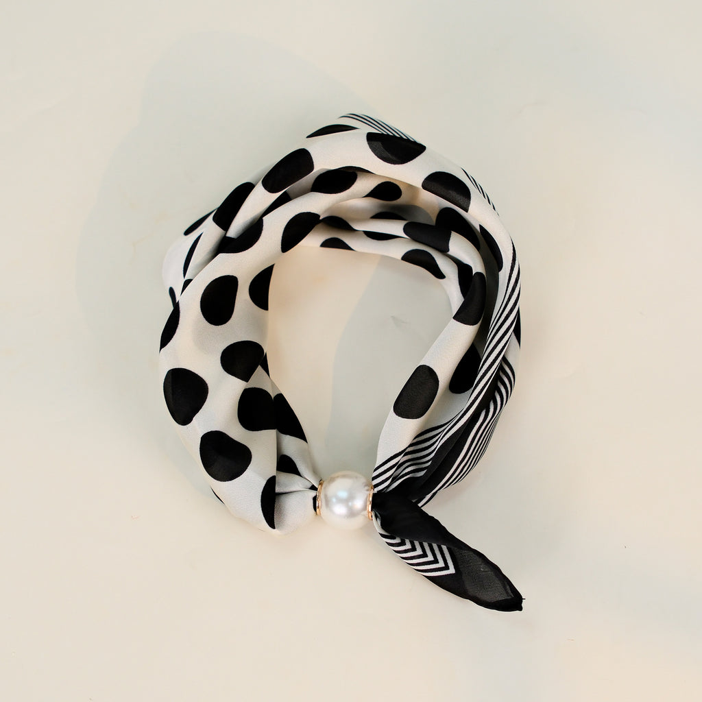 Polka Dot Pearl Magnetic Buckle Neck Scarf