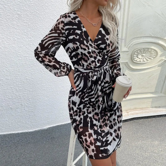 Elegant Leopard Print Autumn Women's 2024 New V-neck Full Lantern Sleeve Mini Dress