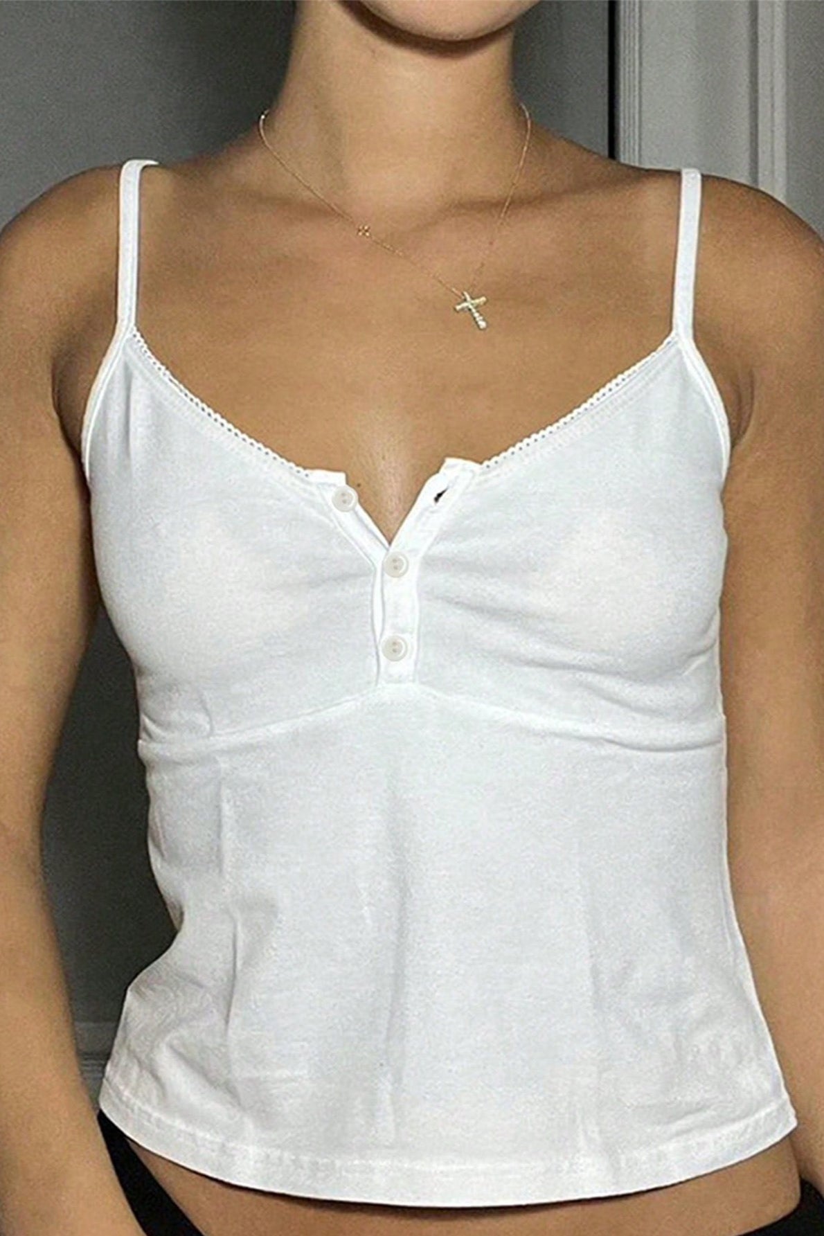 Solid U Neck Button Trim Cropped Cami Secondary image