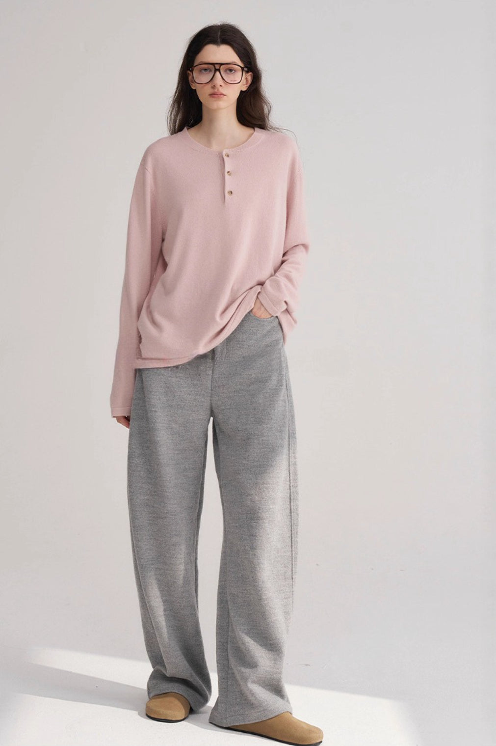Slimming Narrow Curved Knit Pants Main image