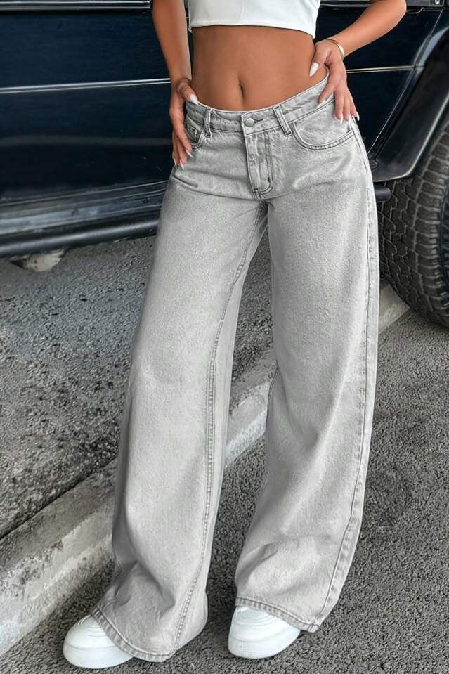 Vintage Low Rise Washed Straight Leg Jeans