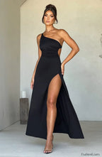 Alecia Maxi Graceful Dress Black Dress