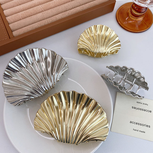 Seashell Wave Design Hair Claw Main image