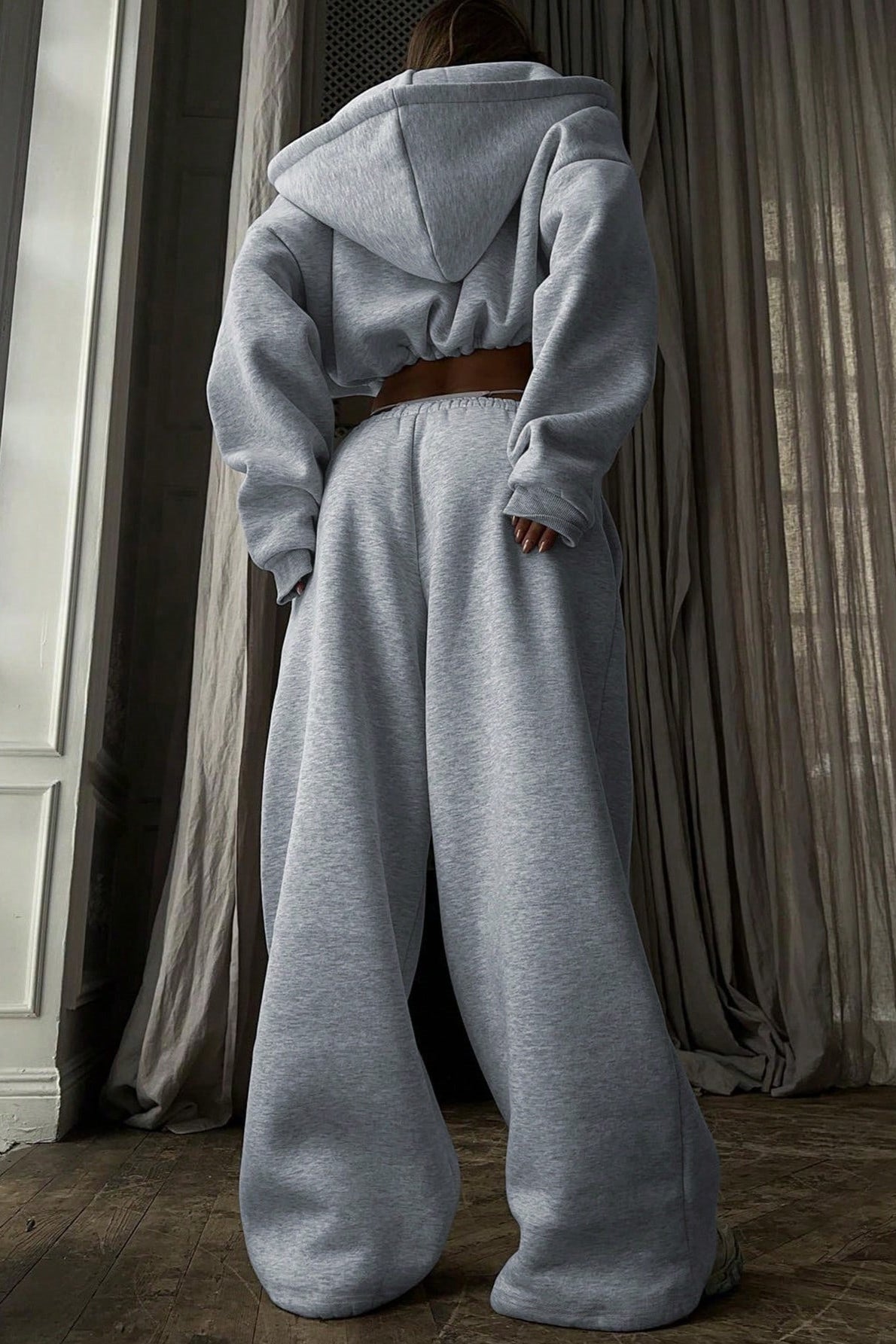 Minimal Cropped Zip Sweatshirt Two Piece Set