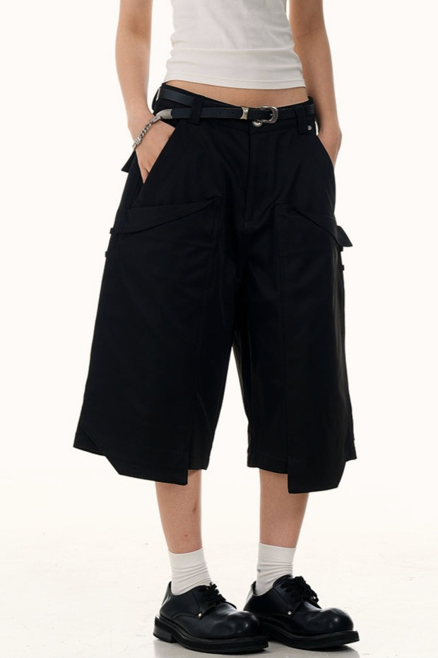 Pleated Wide Leg Cargo Bermuda Jeans