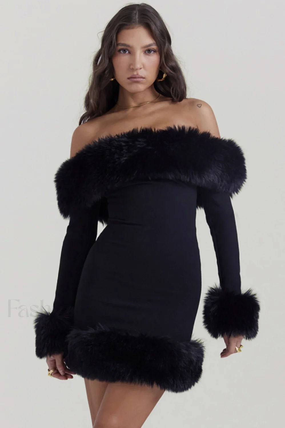 Black Bateau Stylish Neck Mini Dress XS / Black