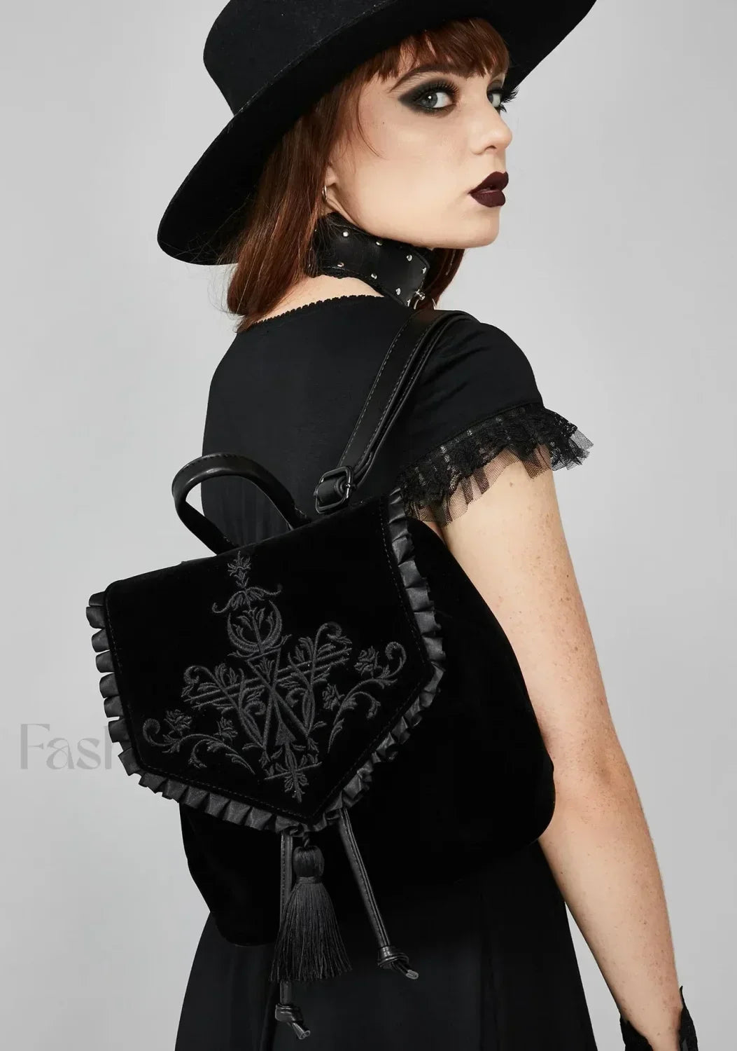 Black Gothic Velvet Witch Harajuku Magic Embroidery Dark Punk Shoulder Bag Black Main image