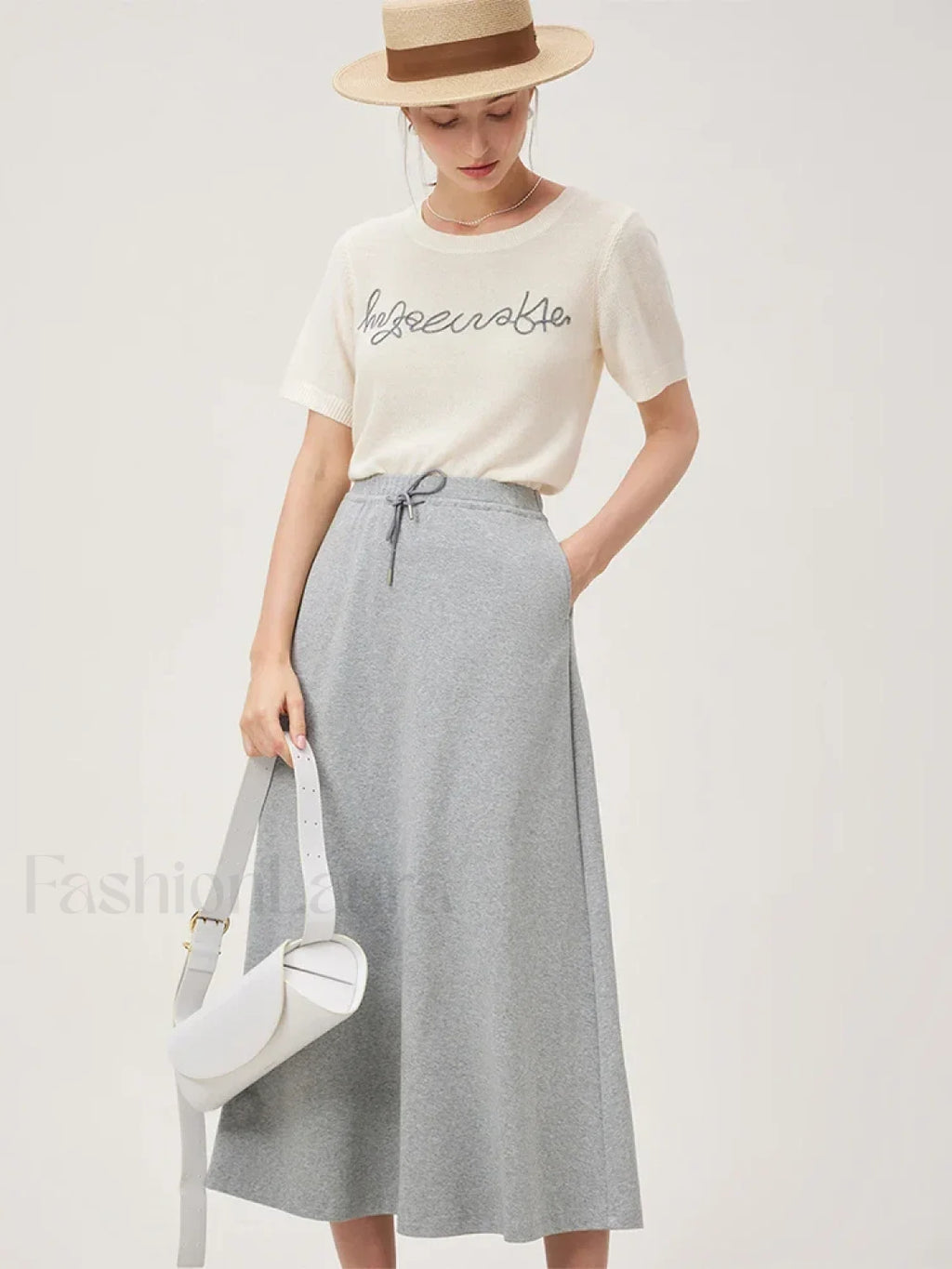 Blue Letter Embroidery Knit T Shirt