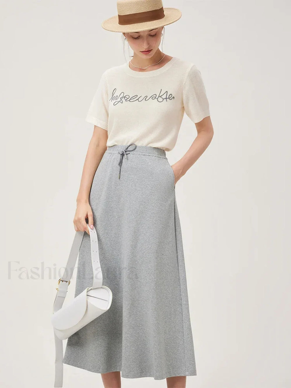 Blue Letter Embroidery Knit T Shirt