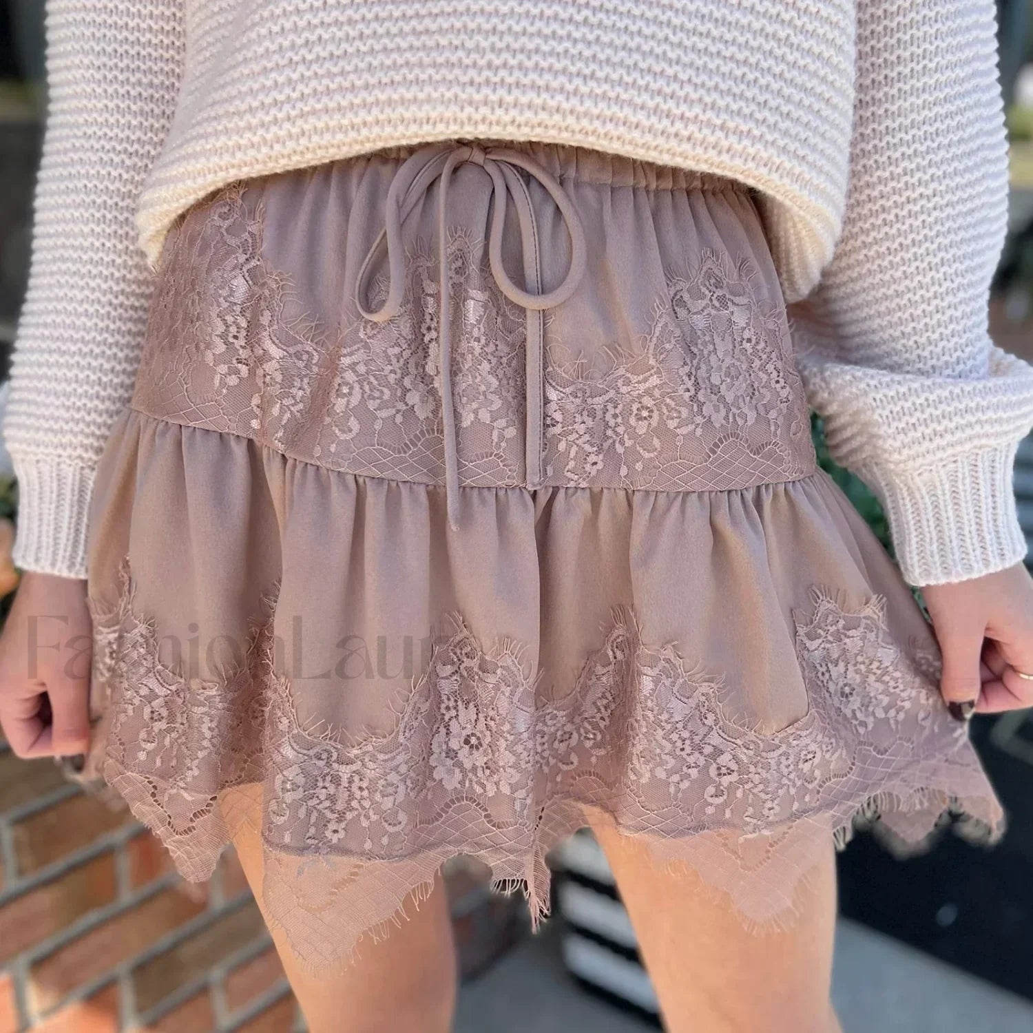 Bowknot Lace Hem Mini Skirt Main image
