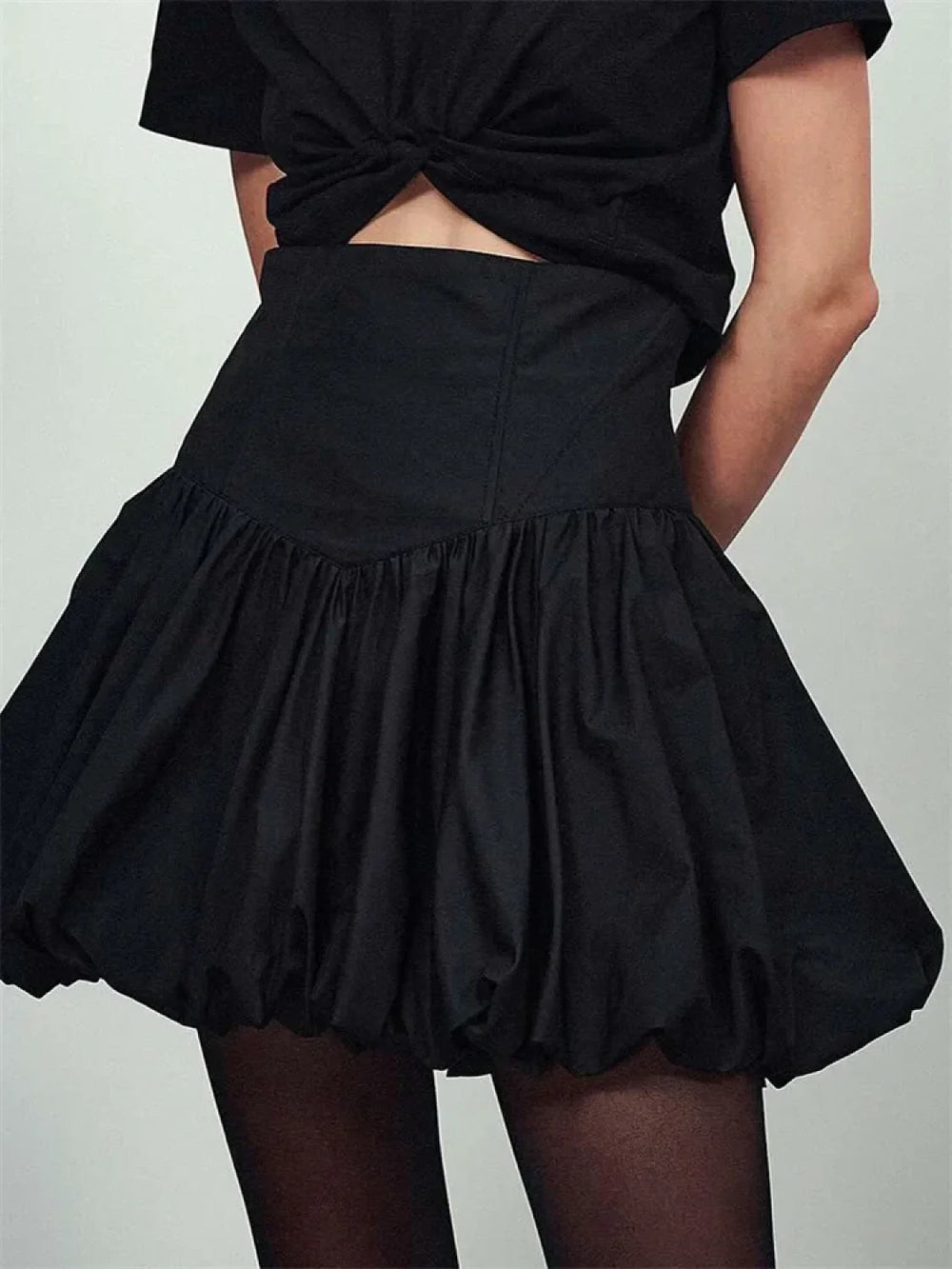 Bubble Hem Ruched Mini Skirt BLACK / S