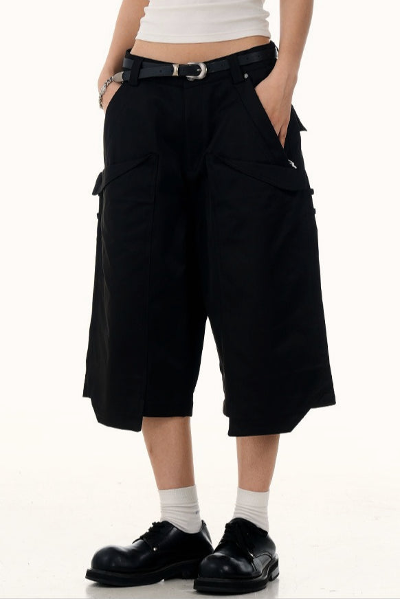 Pleated Wide Leg Cargo Bermuda Jeans