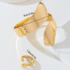 2-Piece Irregular Metallic Statement Bangle Ring And Bracelet Set