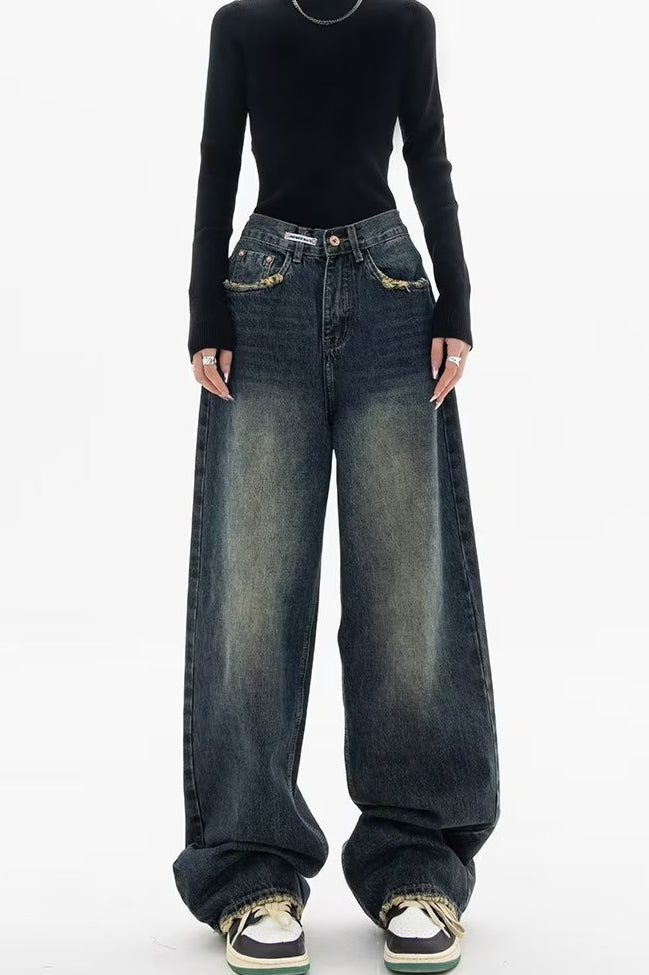 High Rise Loose Fit Vintage Jeans Secondary image