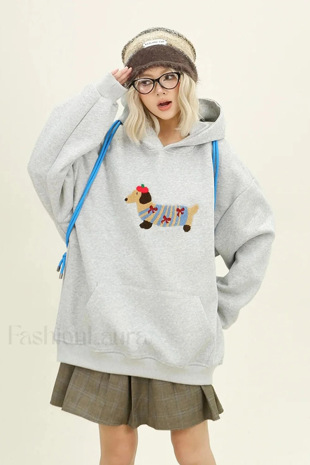 Cartoon Dog Embroidery Hooded Sweatshirt