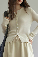 Sleek Wool Knit Cardigan M / White