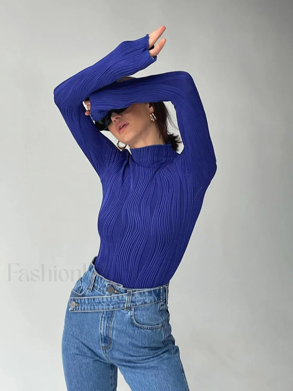 Chic Jersey Turtleneck Long Sleeve Tee