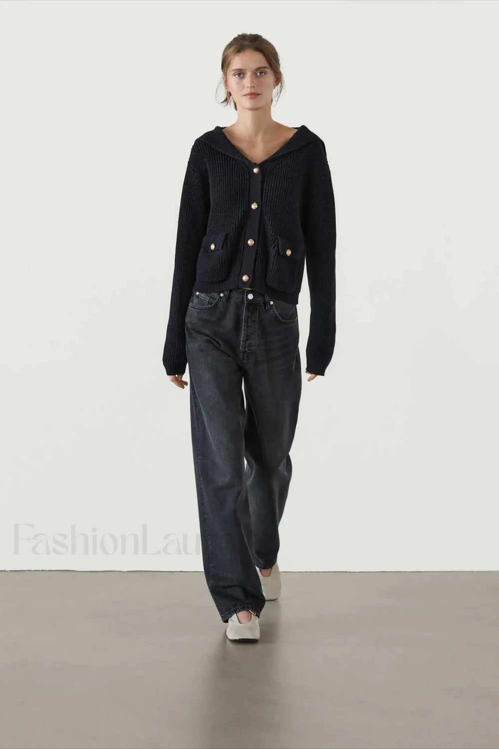 College Style Navy Collar Knit Cardigan