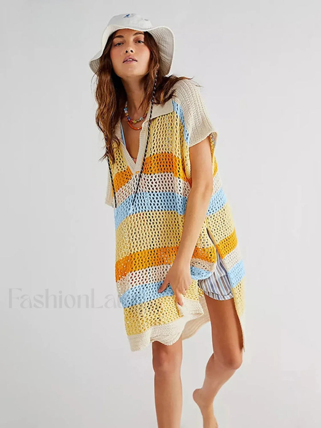 Contrast Color Slit Cut Hollow Cover Up