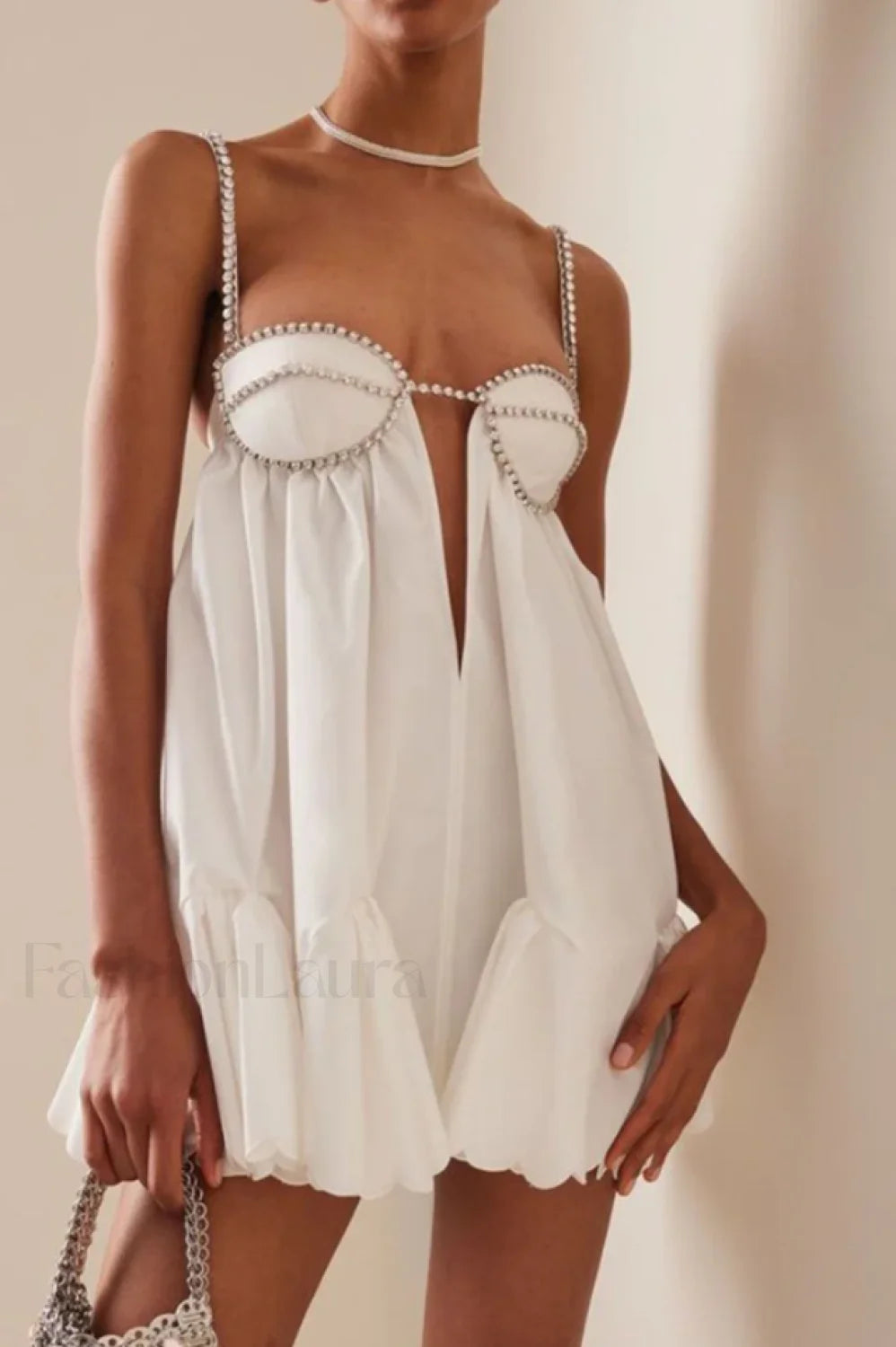 Crystal Trimmed Stylish Scallop Mini Dress XS / White