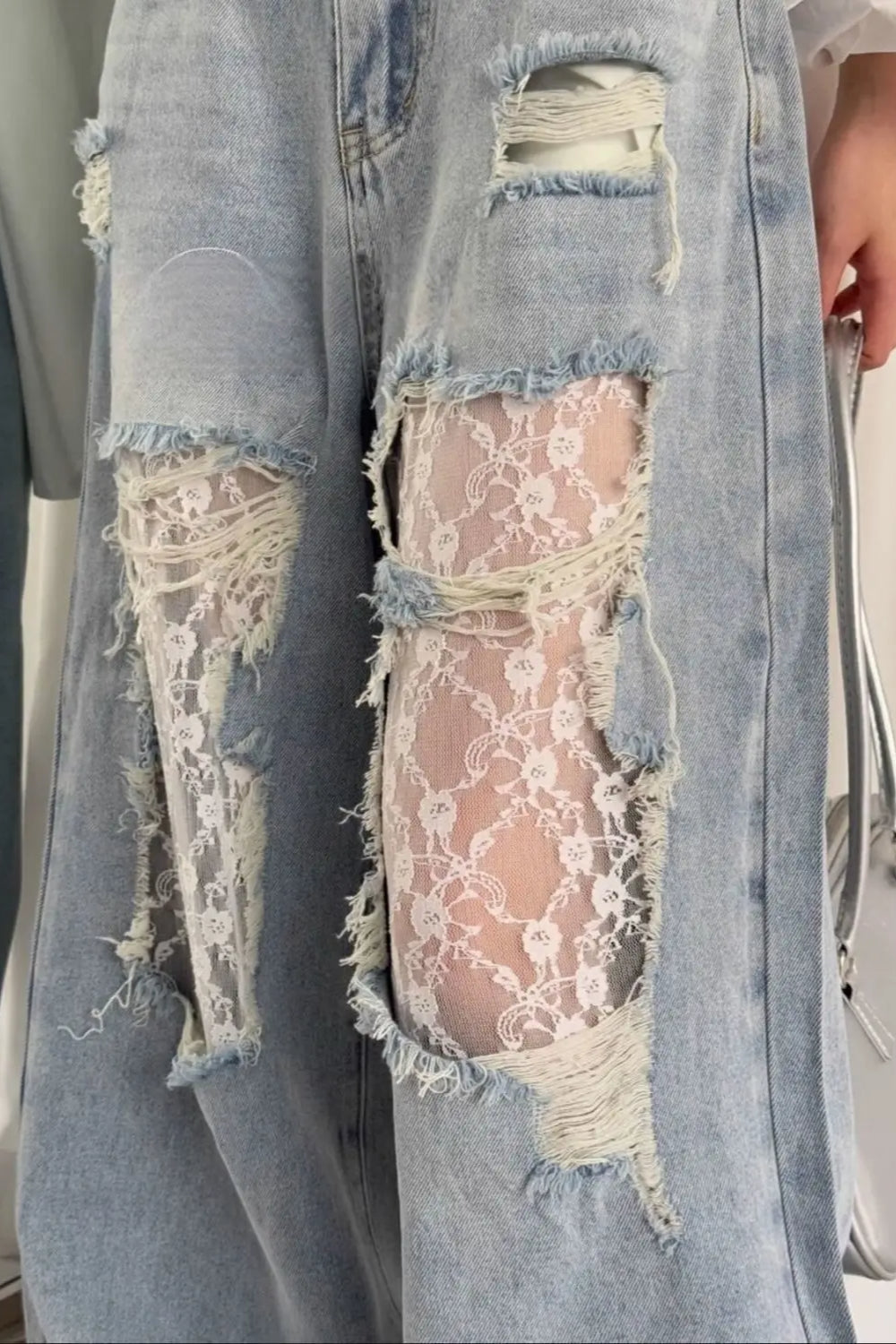 Lace Patchwork Ripped Loose Jeans Secondary image