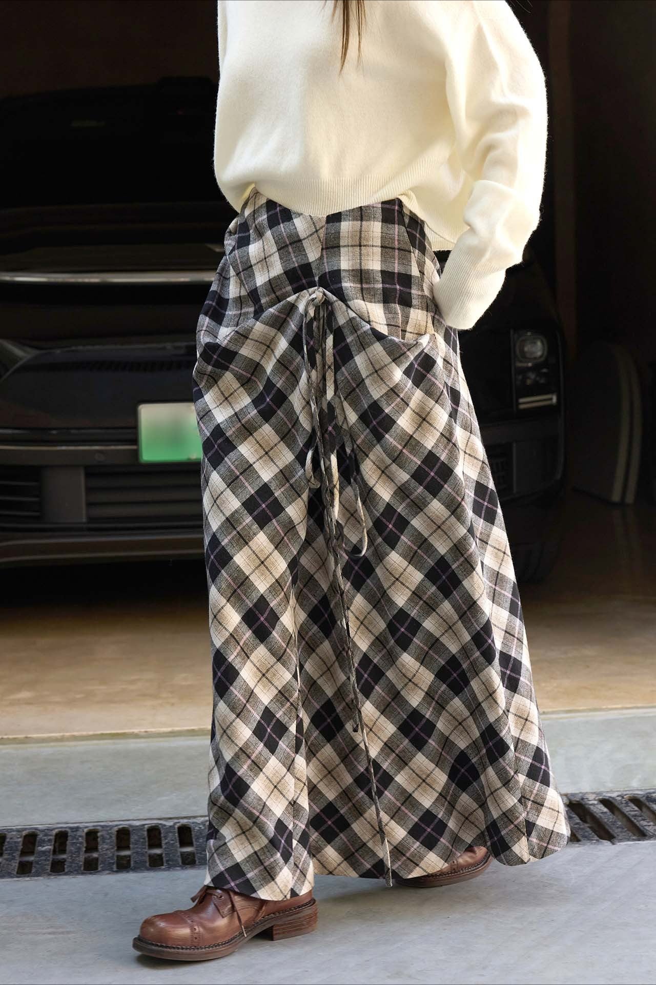 Asymmetric Color Block Plaid Midi Skirt Secondary image