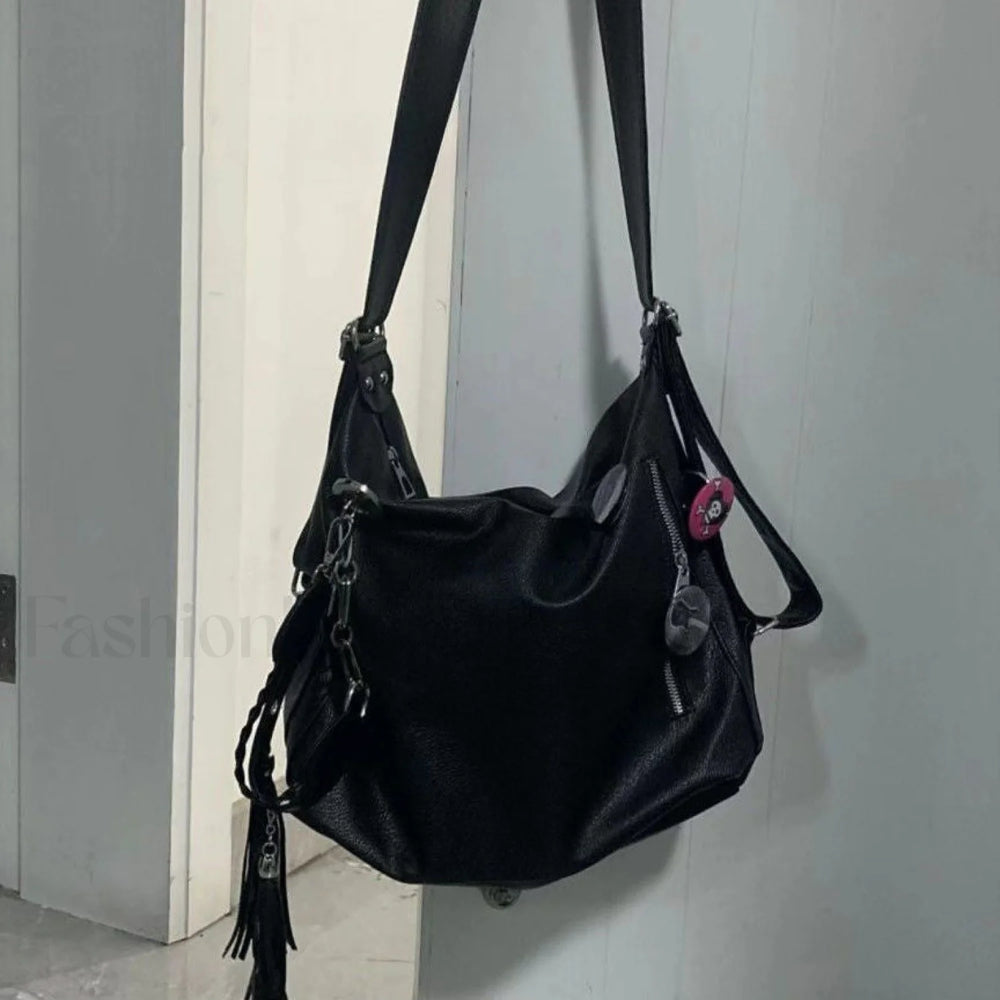 Designer Luxury Chain Y2K Goth Techwear Gothic Crossbody Sling Shoulder Bag Black