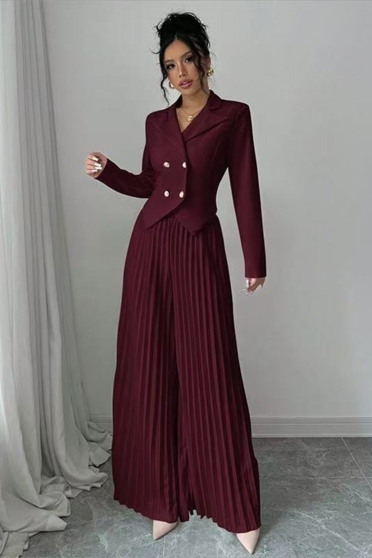 Tailored Pleated Two Piece Blazer Pants Set Secondary image