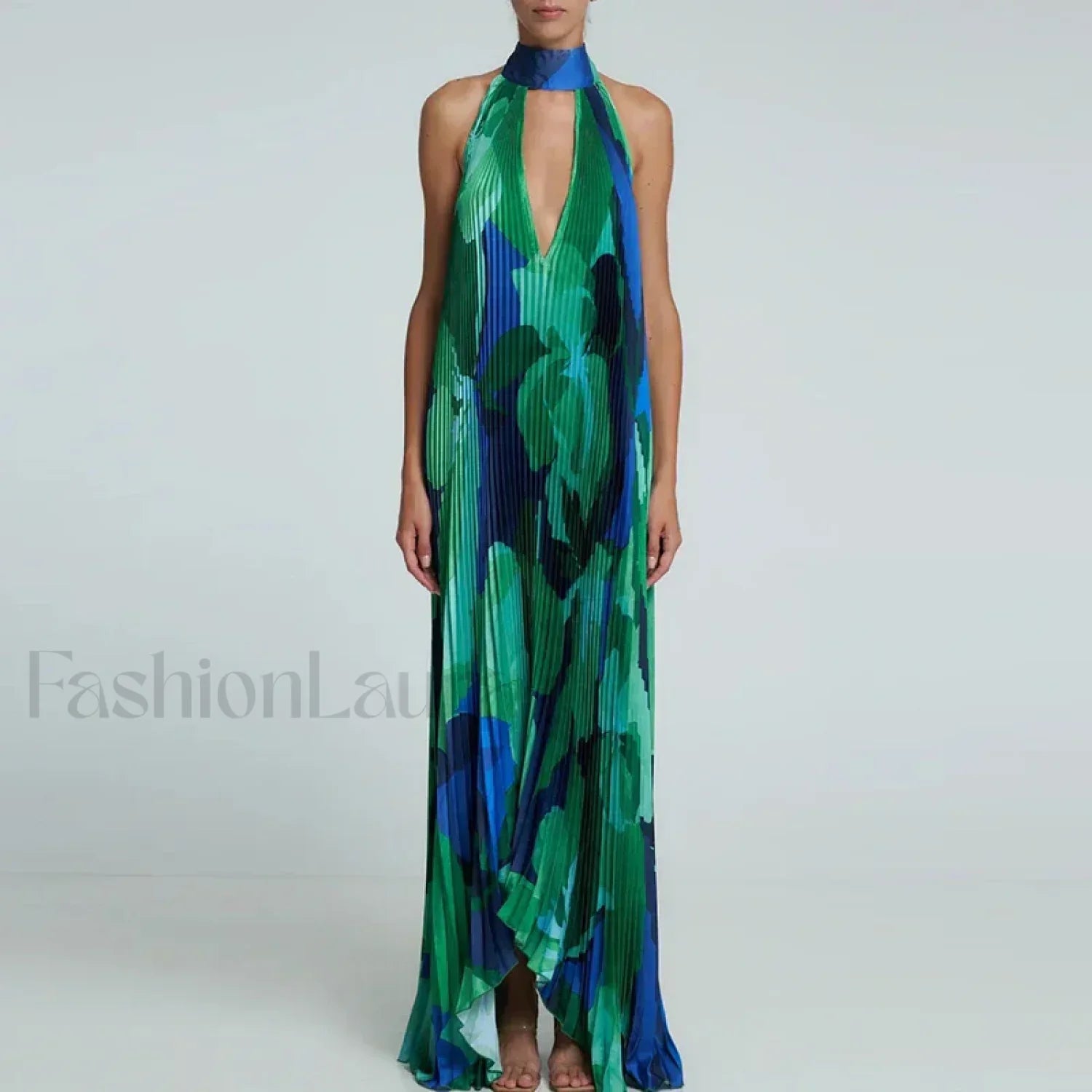 Draped Ethnic Hem Printed Maxi Dress green / S Main image