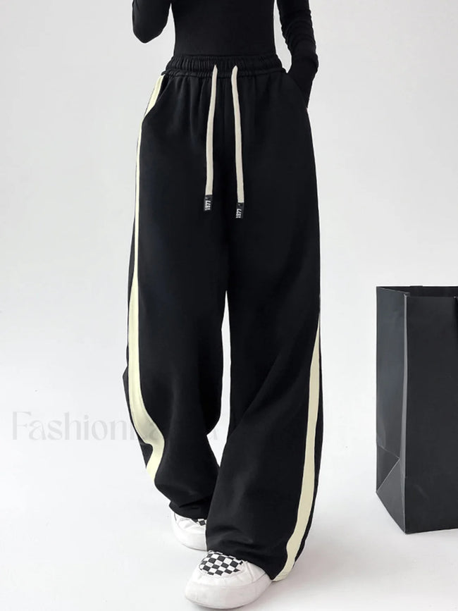 Drawstring Contrast Trim Wide Leg Sweatpants Black / XS Sweatpants Main image