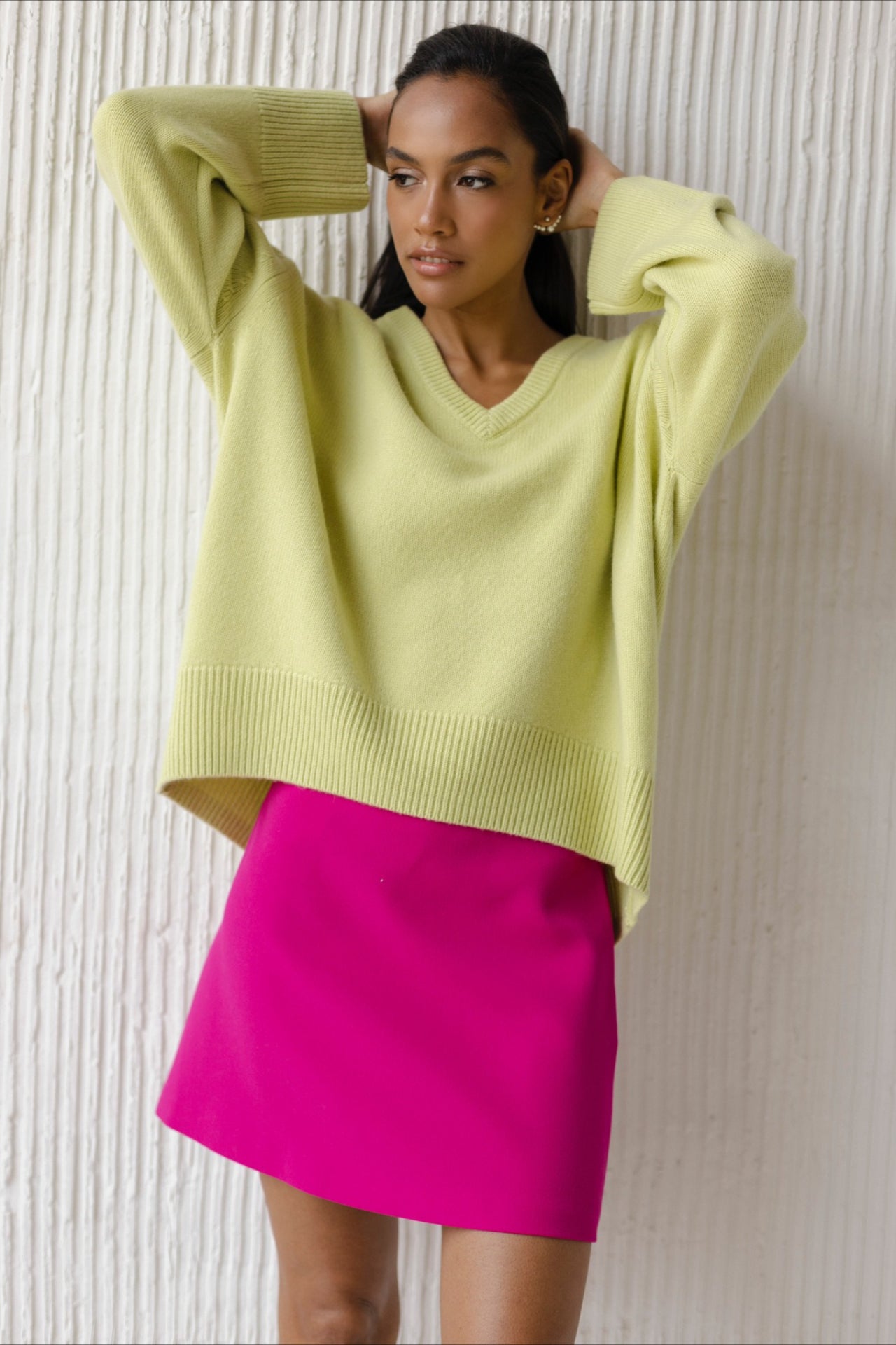 V Neck Long Sleeve Relaxed Sweater Secondary image