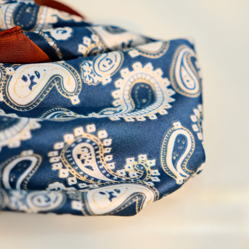 Retro Paisley Pearl Magnetic Buckle Neck Scarf