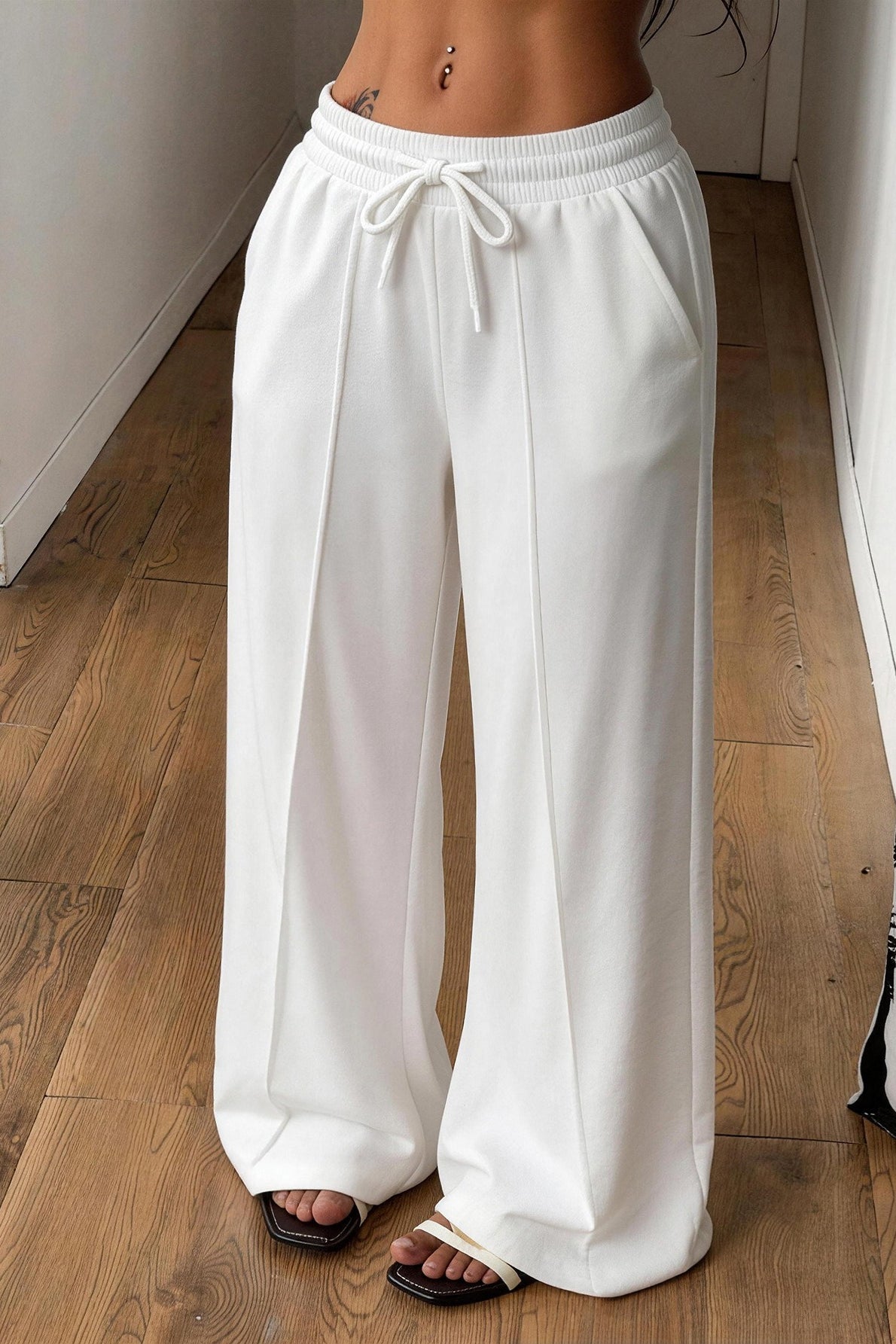 White Drawstring Wide Leg Relaxed Pants Secondary image