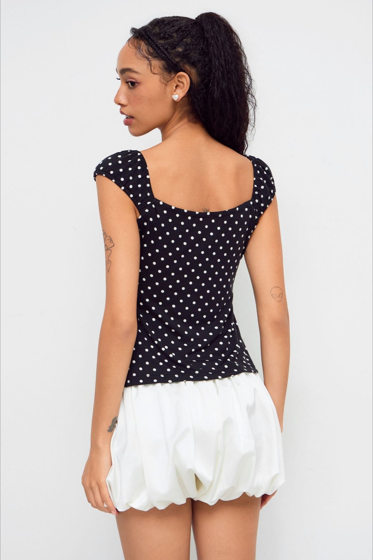 Polka Dot Low Back Slim Fit Short Sleeve Tank Top Secondary image