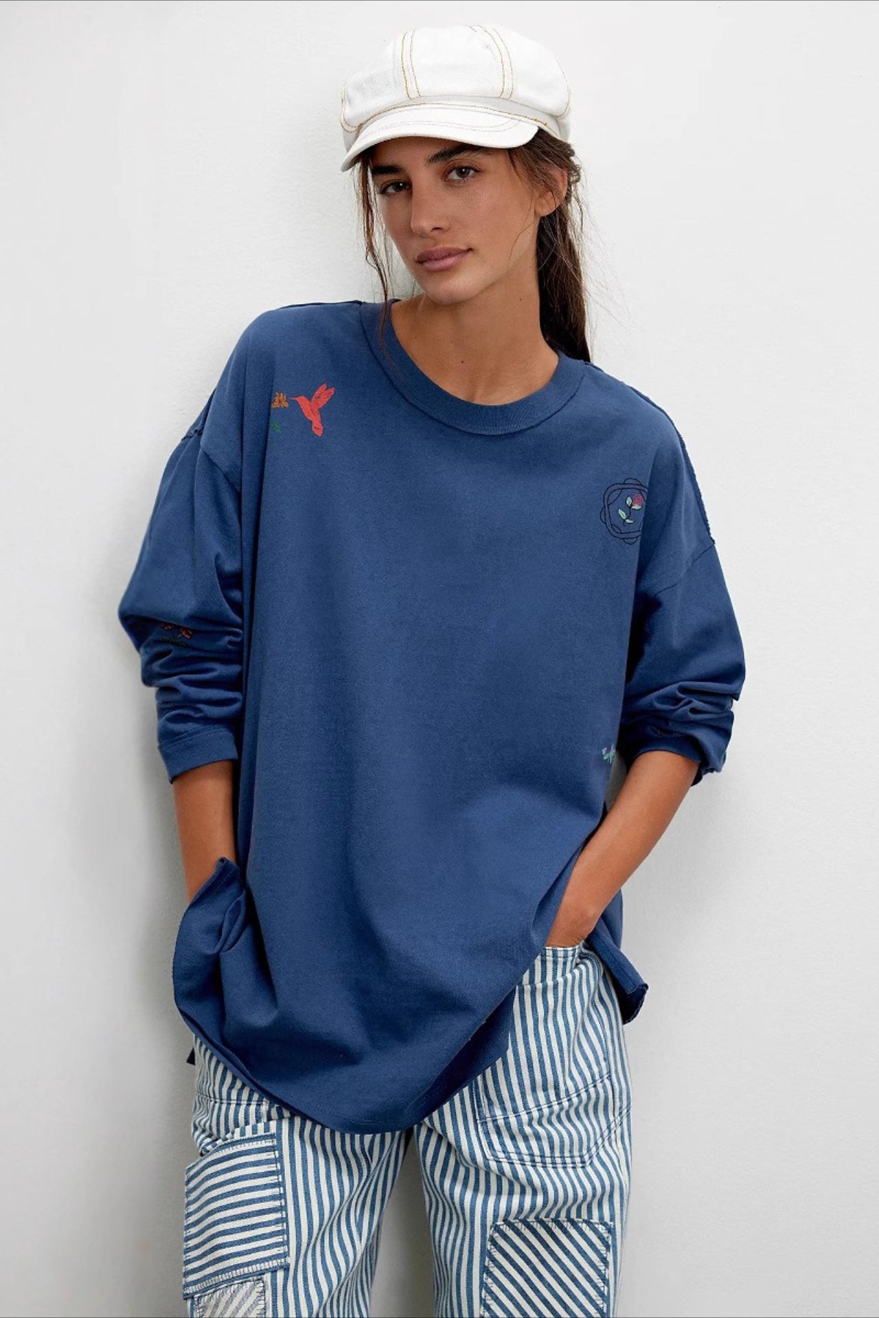Floral Bee Embroidered Crew Neck Sweatshirt