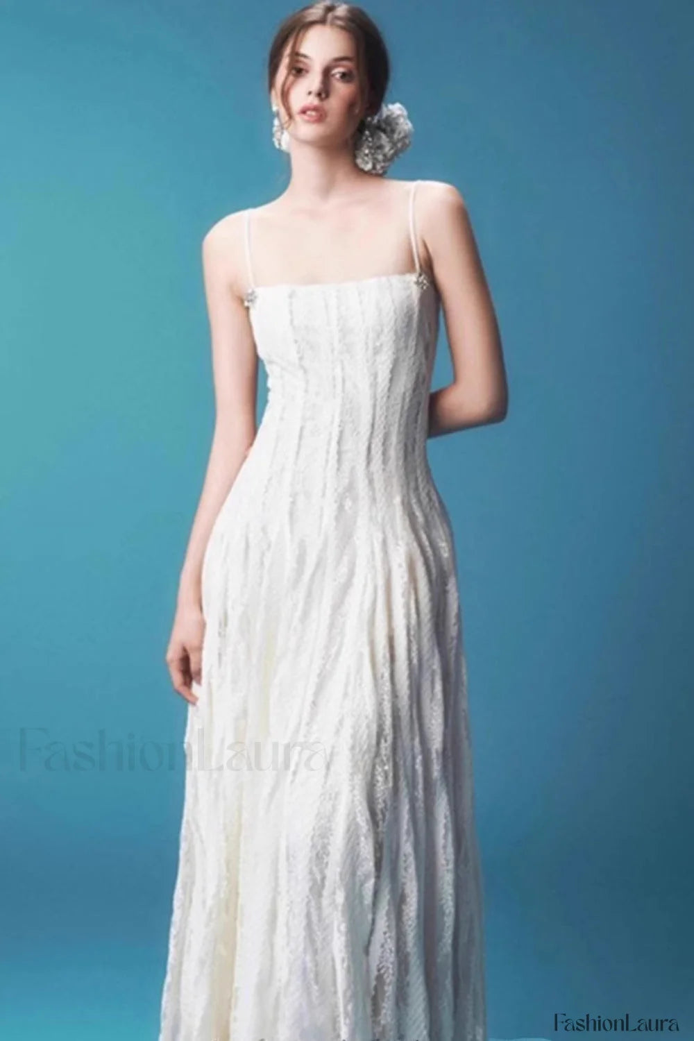 Elegant Lace Strapless Maxi Dress Secondary image