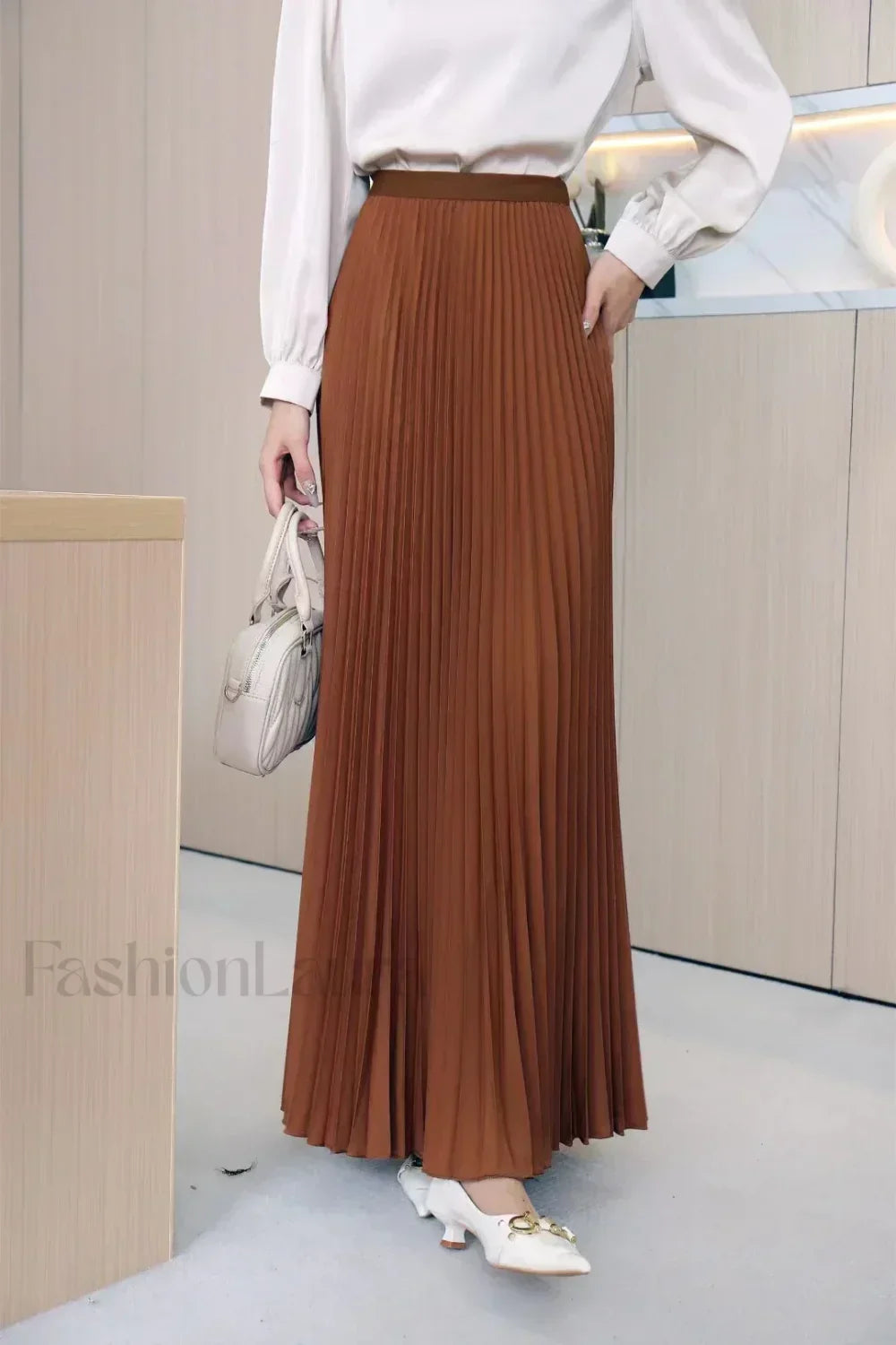 Elegant Pleated High Quality Black Midi Skirt caramel / One Size